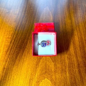 New Beautiful Light Purple Cubic Zirconia Ring, Size 6.